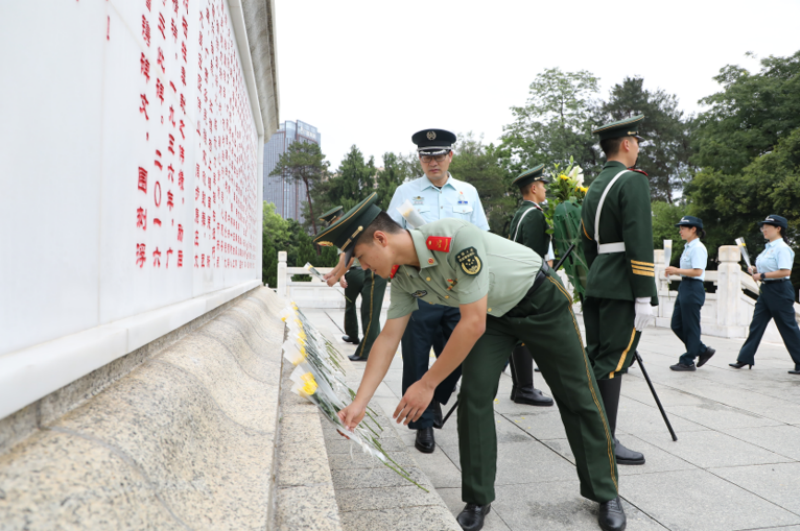 1752053917957093.png 1751329298558643.png