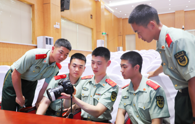 1752200474453920.png 1752025385295441.png