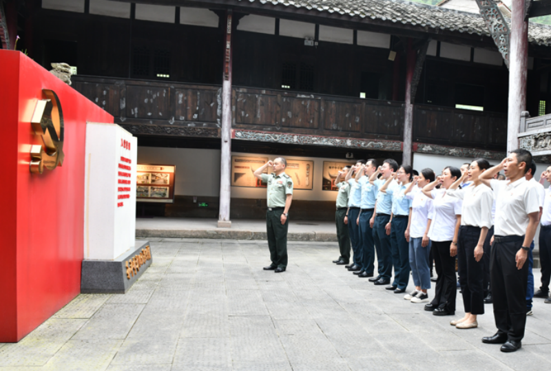 1752203599499165.png 1751329867232414.png