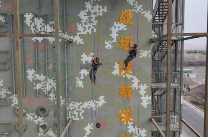 1755825275526144.png 1755761695937949.png