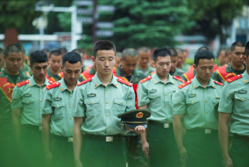 1758245732908555.png 1758177986820385.png