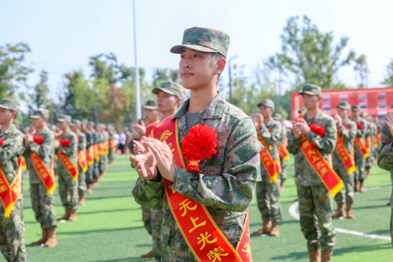 1758248579776578.png 1758090292661607.png