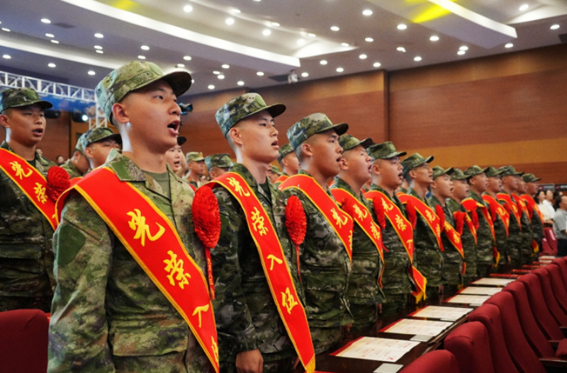 1758250823301248.png 1758090981550078.png