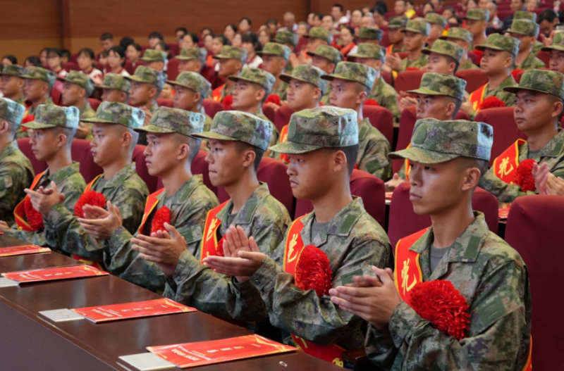 1758250856355400.png 1758091090794259.png