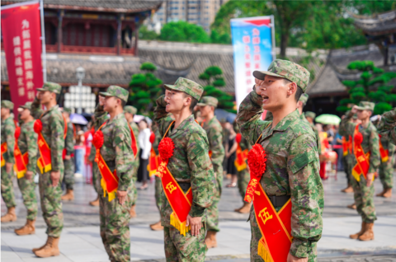 1758252011884711.png 1758093039324556.png