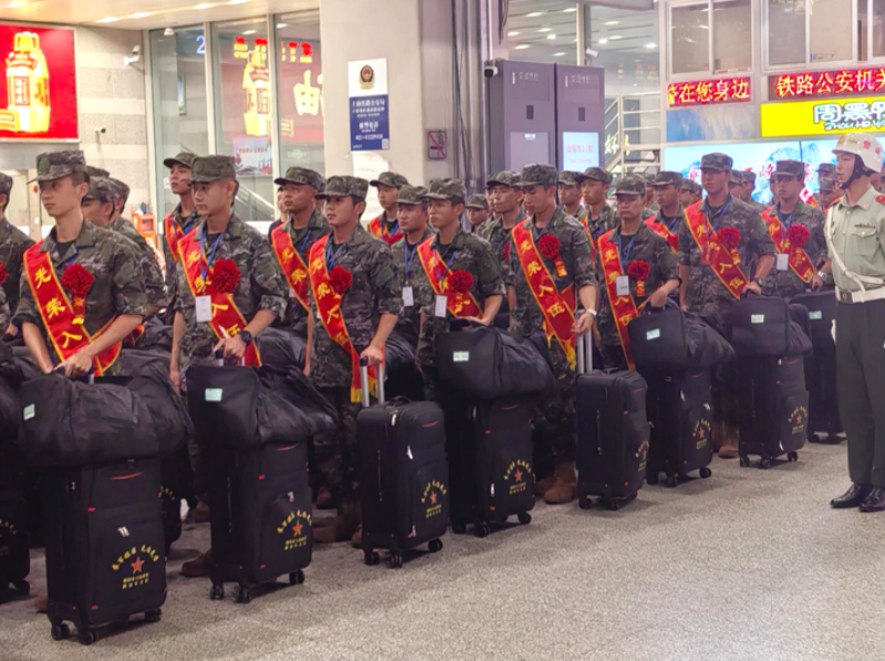 1759053279861207.png 1758522069725878.png