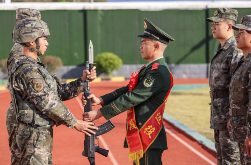 1764214656542923.png 1764209118169832.png