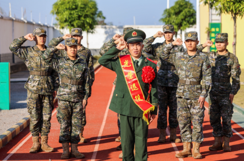 1764214667689414.png 1764209133407969.png