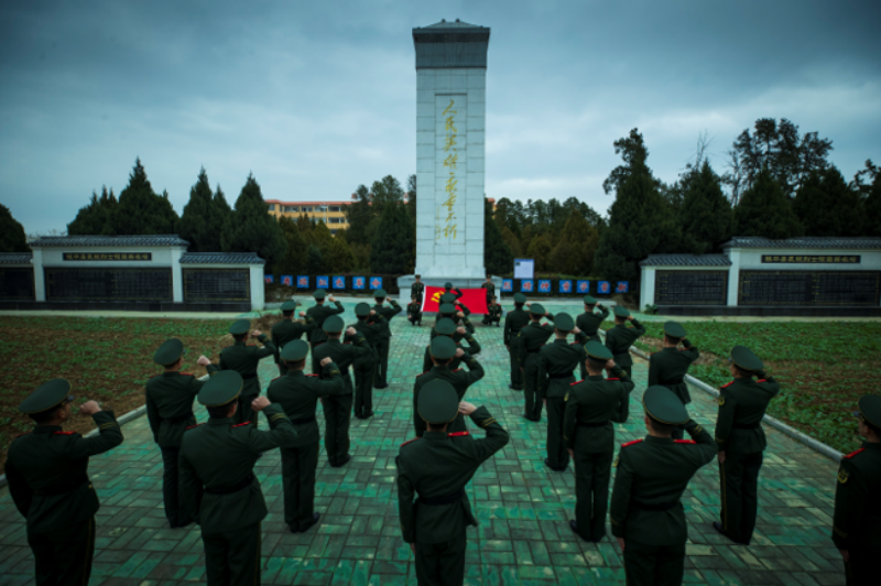 1765615136446886.png 1765599540419795.png