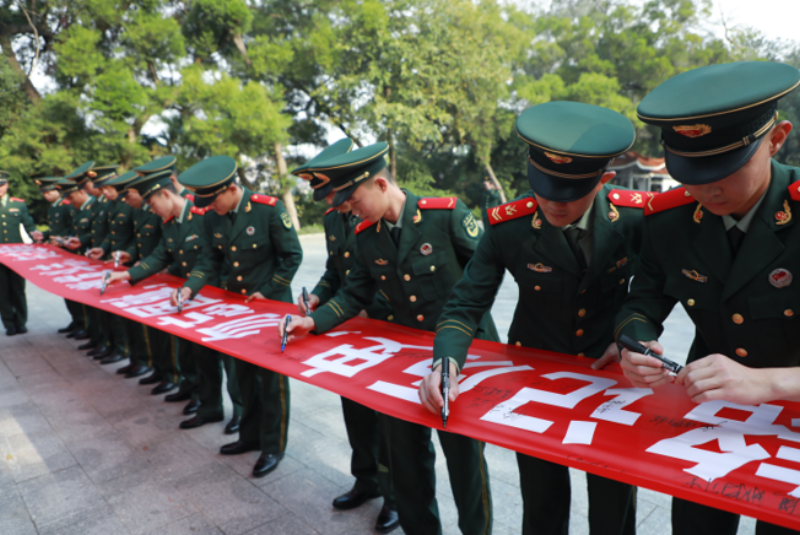 1765615445563683.png 1765598562821613.png