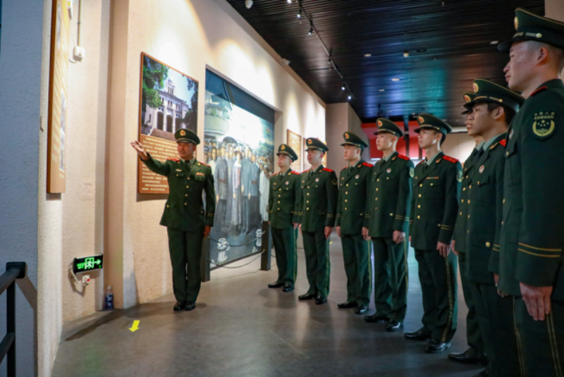 1765615458545993.png 1765598455475628.png